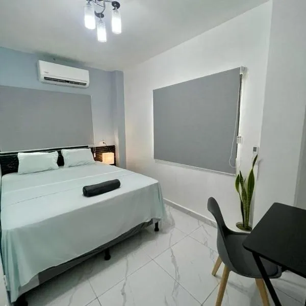 Las Flores में, होटल Evolution Home Habitacion Doble a 4 min del Aeropuerto