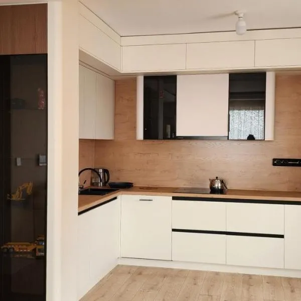 "Private Room in New Luxury " Apartment, hotel en Ulán Bator