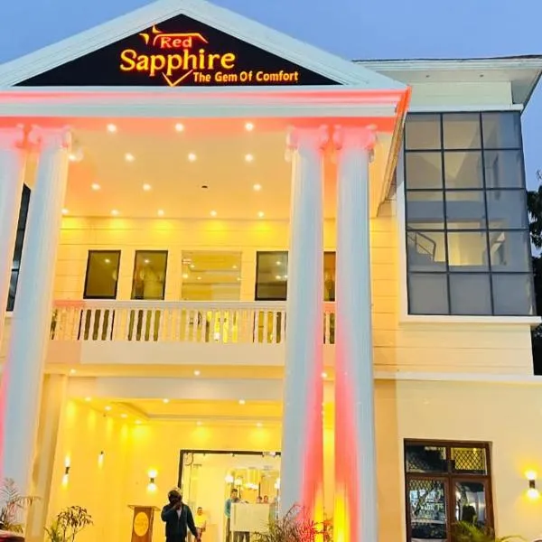 Hotel Red Sapphire Kushinagar, hotelli kohteessa Kushinagar