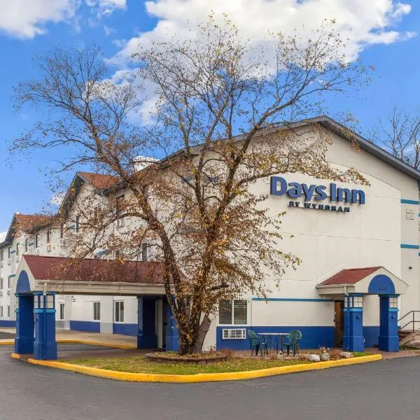 Days Inn by Wyndham Waukegan, хотел в Уокиган
