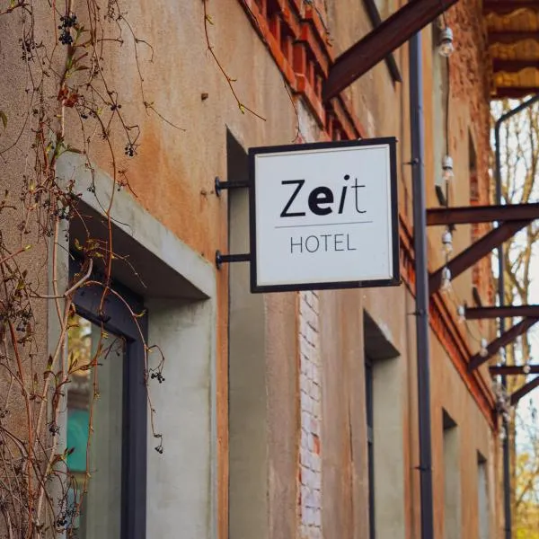 Zeit Hotel, ξενοδοχείο σε Ligatne