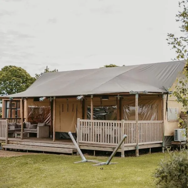 Safaritent Betuwe Lodge、Kesterenのホテル