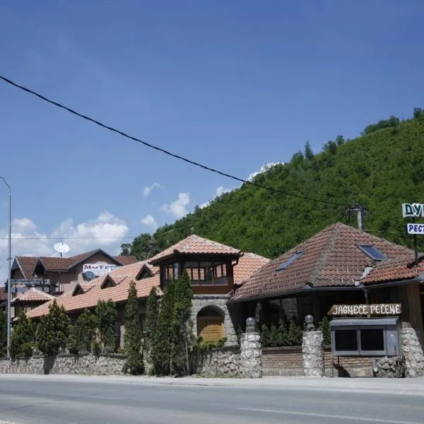 Motel Restoran DURMITOR, hotel in Nikoljac