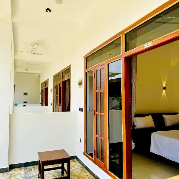 Surf del mar, hotel em Baía de Arugam
