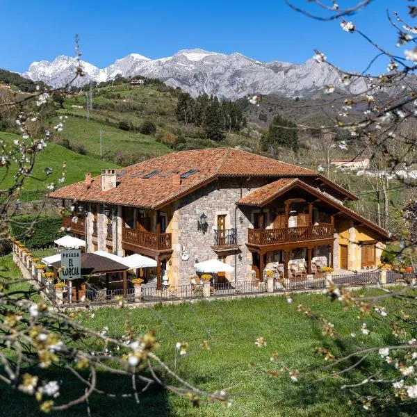 Posada El Corcal de Liébana، فندق في كانتابريا