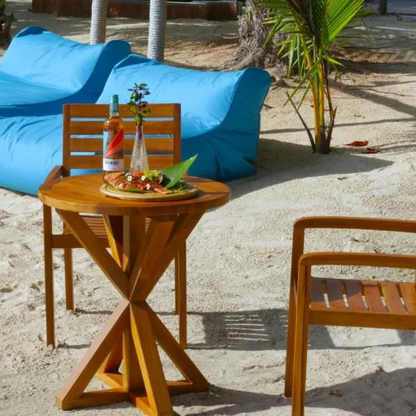 Castello Beach Hotel, hotel in Grand'Anse Praslin