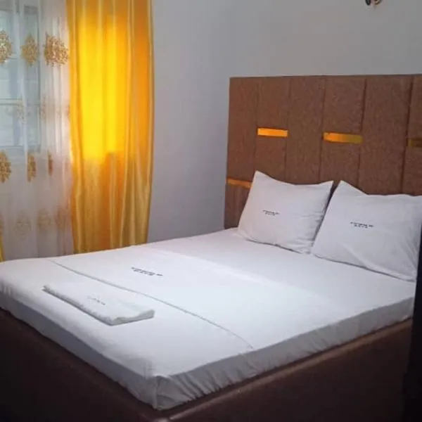 Sky Blue Guest House - Buea, hotel a Buea