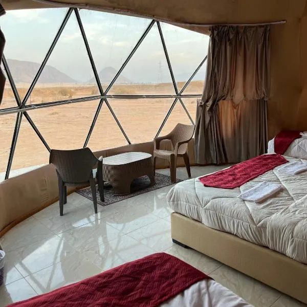 FLORA RUM LUXURY CAMP & Bubble Hotel、ワディ・ラムのホテル