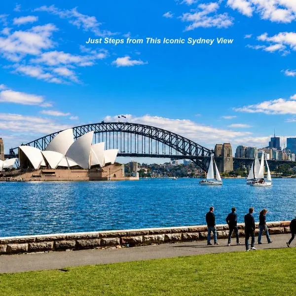 Designer Harbour Apartment - Walk to Opera House, khách sạn ở Sydney