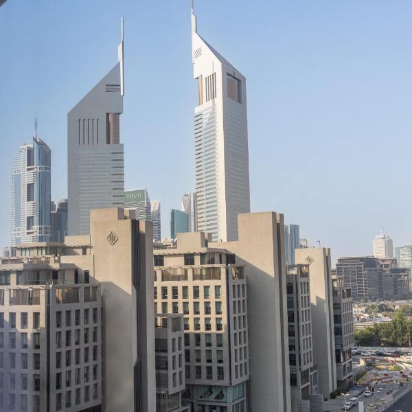 Free housekeeping visits during your stay - StayShort - Extravagant Studio in DIFC with Skyline Views, Dubai