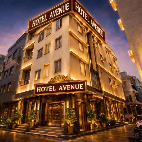 Hotel Avenue Near by IGI Airport Delhi Free Pick up, hôtel à Mardah