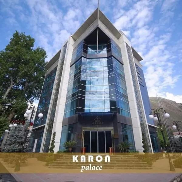 Karon Palace, hotel din KalʼaiKhumb