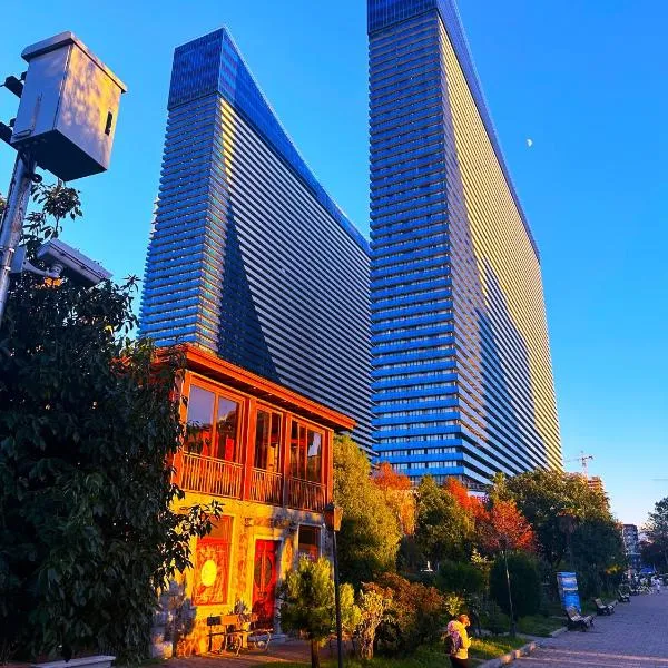 Batumi Aparthotel In Orbi City 2025, hotel in Batoemi