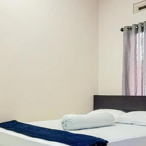 Viesnīca RedDoorz at Morowali Sulawesi Tengah pilsētā Ulunipa