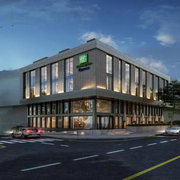 Holiday Inn Express Istanbul - Airport Arnavutkoy by IHG, hótel í Istanbúl