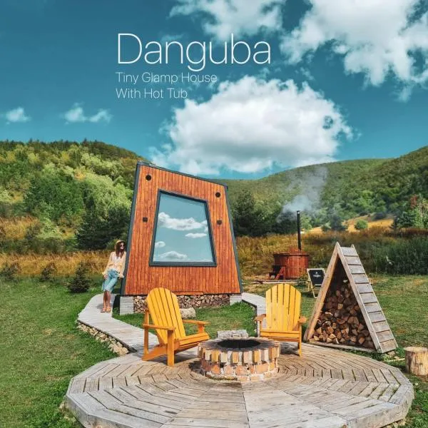 DANGUBA - Tiny Glamp House With Hot Tub by IGLENA, hôtel à Kupres