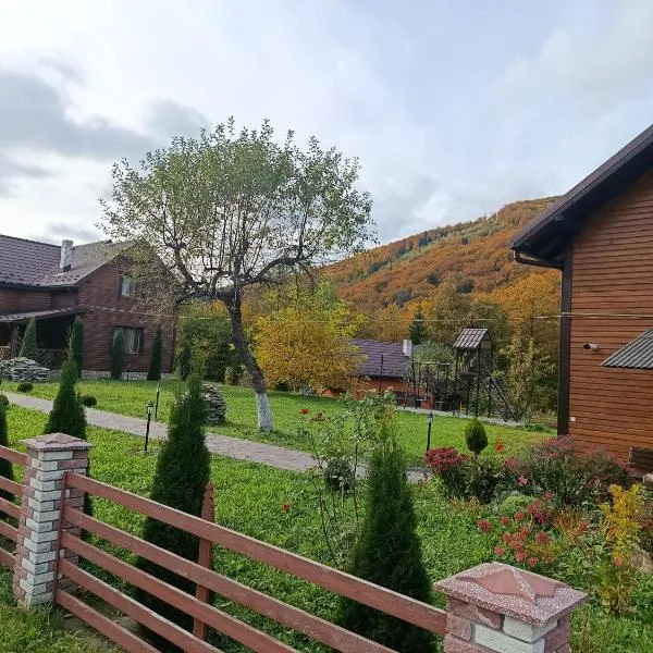 садиба За рікою, khách sạn ở Yaremche