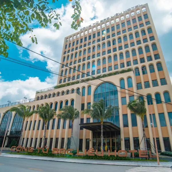 Hotel Công Tử Bạc Liêu – hotel w mieście Bạc Liêu