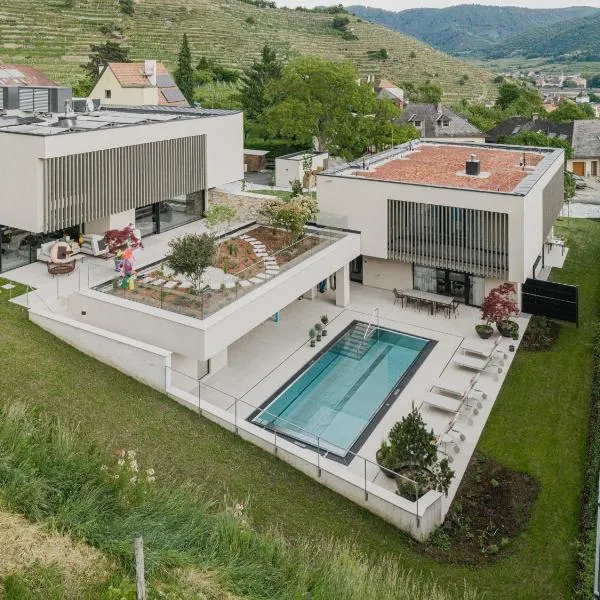 Boutique Hotel The Red Gate Retreat & Event - Spitz, Wachau - Adults Only, hotel v destinaci Spitz