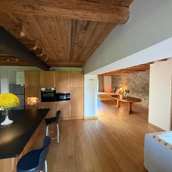 Séjour paisible près de Genève, hotel di Neydens