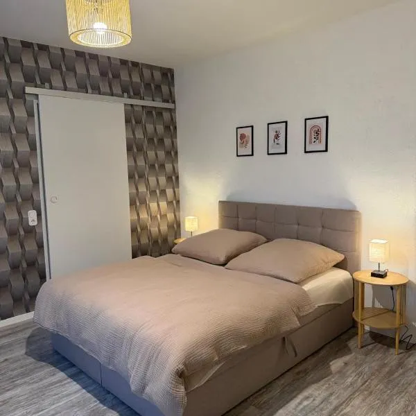 Dianas Ferienwohnung 1, hotel en Feldberg