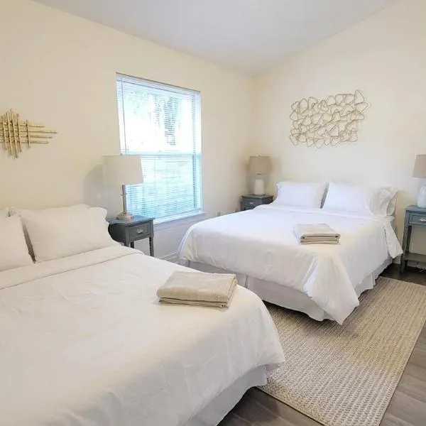Gainesville में, होटल Stylish House Near UF, VA, & Downtown Gainesville