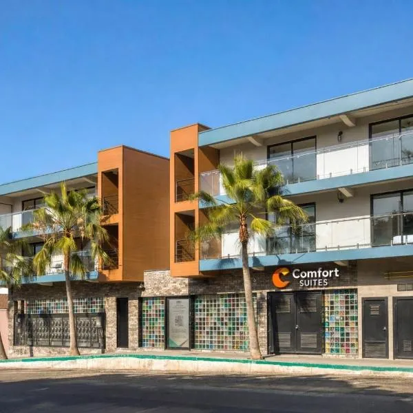 Comfort Suites Tijuana, khách sạn ở Tijuana