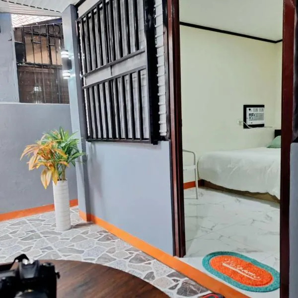 G&B Transient House: San Jose'de bir otel