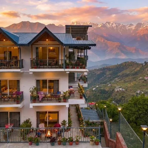 Dahabi Divine Himalayan Resort Mukteshwar, ξενοδοχείο σε Rāmgarh