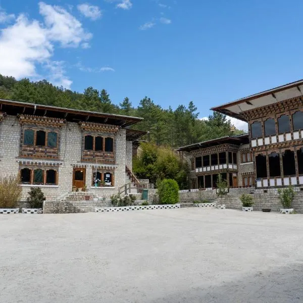Valley Resort, отель в городе Jakar