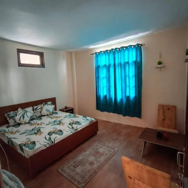 Sevam farms homestay, hotel u gradu 'Chail'