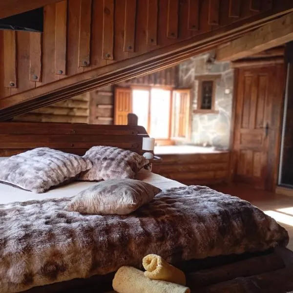 El Planeta Escondido, hotell i Losana de Pirón