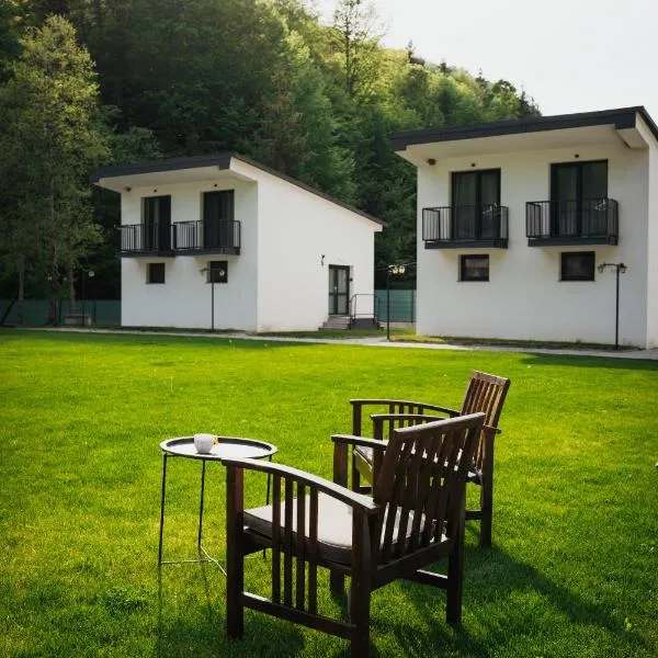 WhiteBergHaus Colibita, hotel a Colibiţa