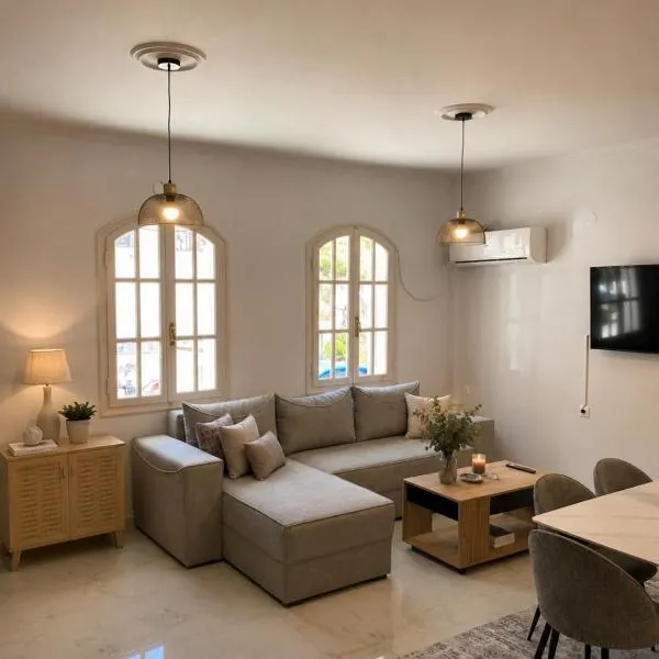 Villa Harmonia I -Elegant Retreat, hotel in Karlovasi