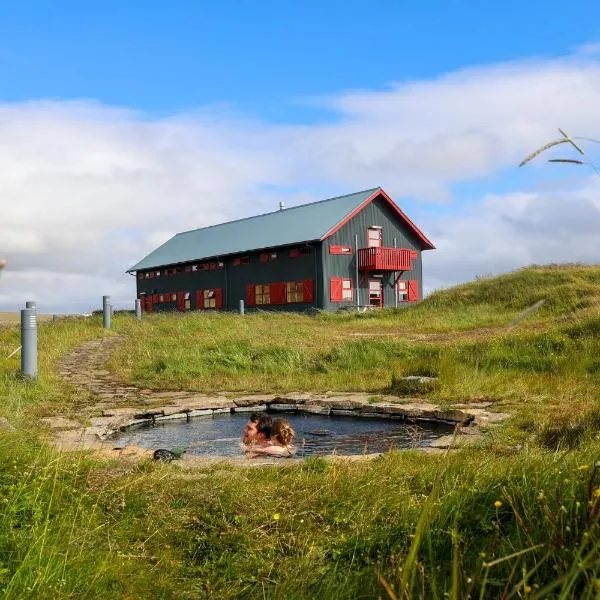 Laugarfell Accommodation & Hot Springs, hotel i Laugarfell