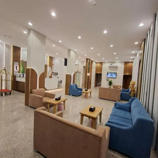 راحتي ستار للشقق المخدومة, hotel en Ukaz