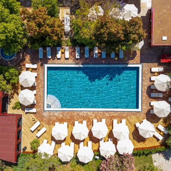 Lill Maison Hotel & City Club, hotelli kohteessa Fethiye