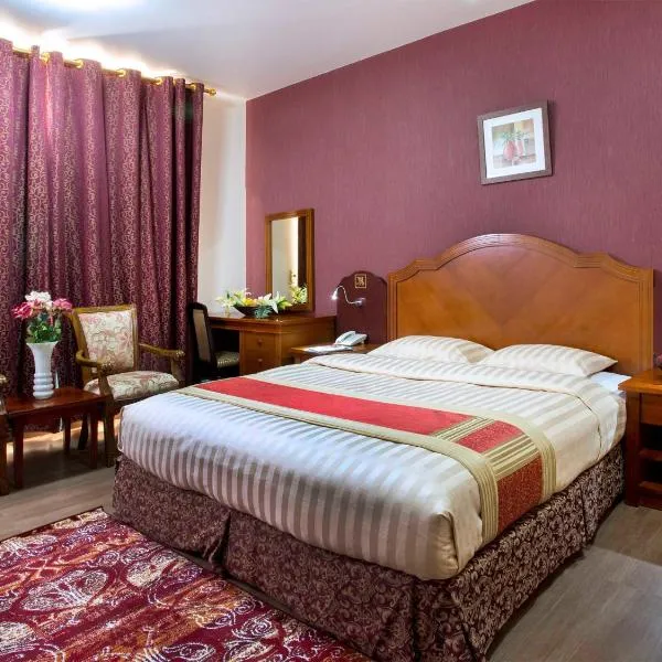 Safeer Hotel Suites, hotel in Muscat