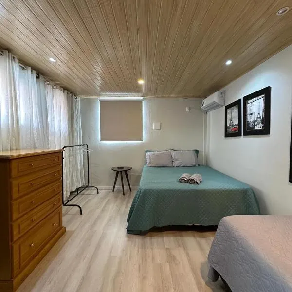 Viesnīca Studio Aconchegante - com Garagem Privativa e Ar Condicionado REV391 pilsētā Žoinvili