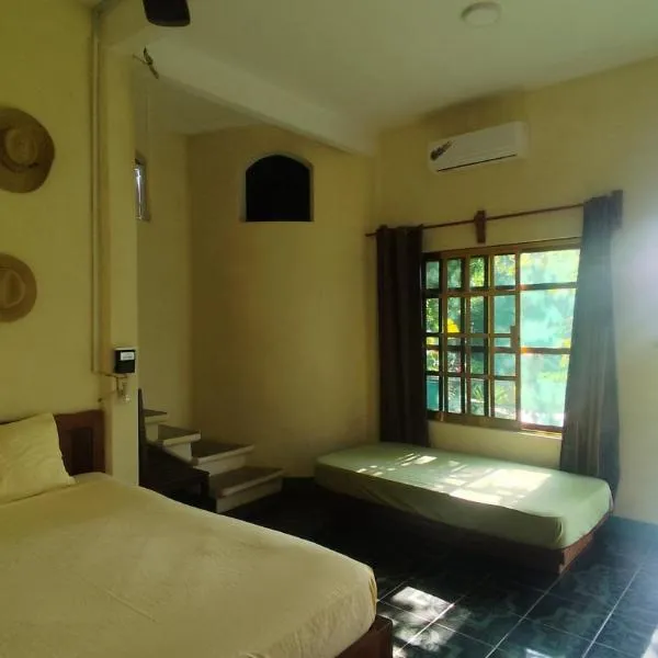 Puerto Escondido में, होटल Jungle Palace hostel santaella