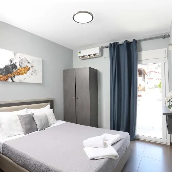 Soluna Studios, hotel u Polihronou