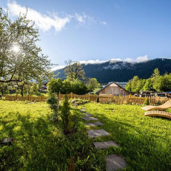 AlpApart Hornberg - Nähe Reutte, Neuschwanstein und Highline 179, hotel in Hofen