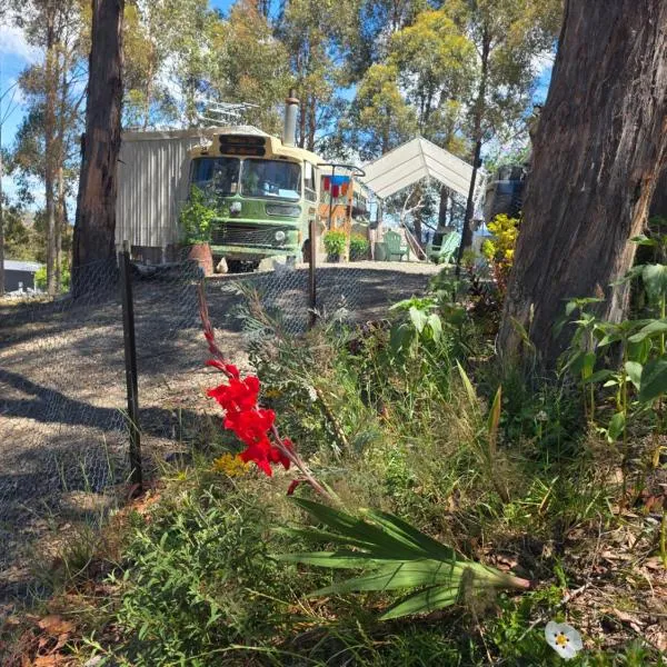 Banksia Bus, hotel in Longley Lower