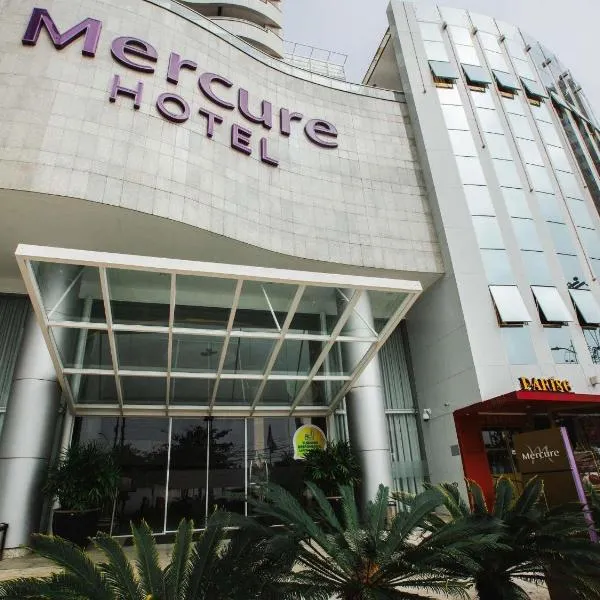 Mercure Camboriu, hotel v mestu Balneário Camboriú