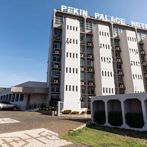 Pekin Palace Hotel, hotel en Araçatuba
