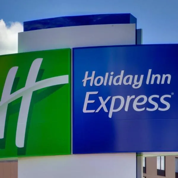 Holiday Inn Express & Suites Monterrey Valle by IHG, hotel en Monterrey