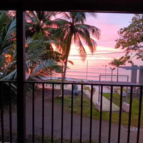 Sunrise Inn, hotel en Puerto Armuelles