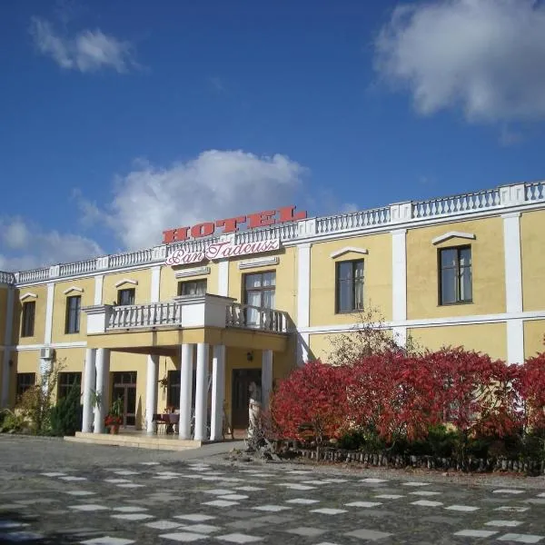 Viesnīca Hotel Pan Tadeusz pilsētā Rzeczyca