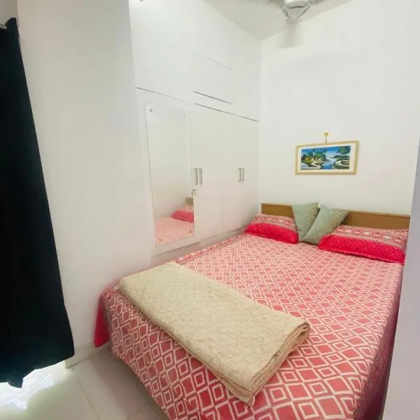 Entire - Studio Apartment Basundhara Cheapest Deal, hotelli kohteessa Dhaka