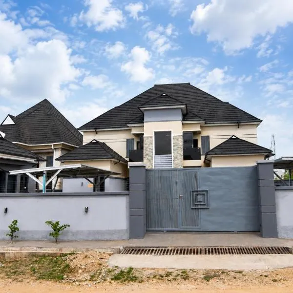 The COZY CREST, hotel sa Akure